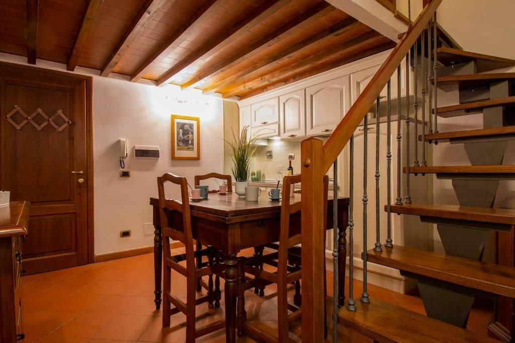 Demedici Apt W/ 2Br 1' Walk Uffizi & Ponte Vecchio Apartment Флоренция Екстериор снимка